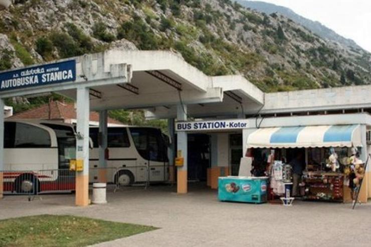 автобусka станица Kotor