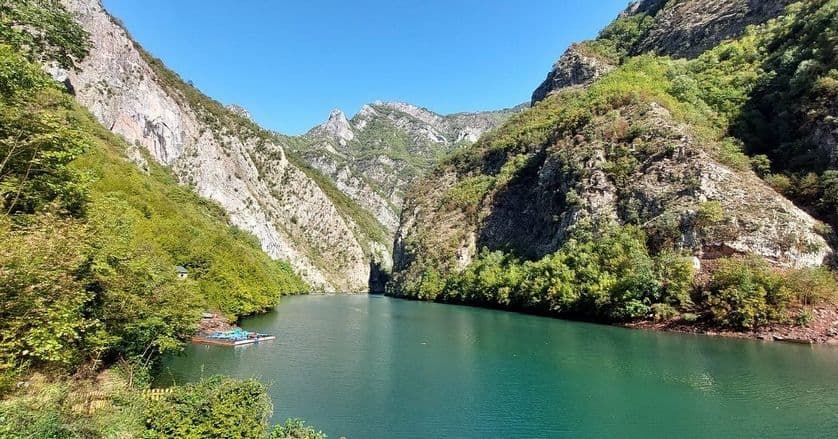 JEZERO KOMANI, NOVOOTKRIVENI DRAGULJ