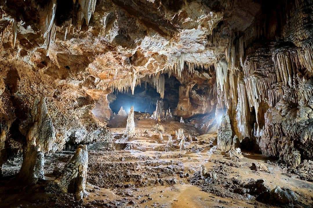 LIPSKA PEĆINA - SKRIVENI UKRAS PRIRODE