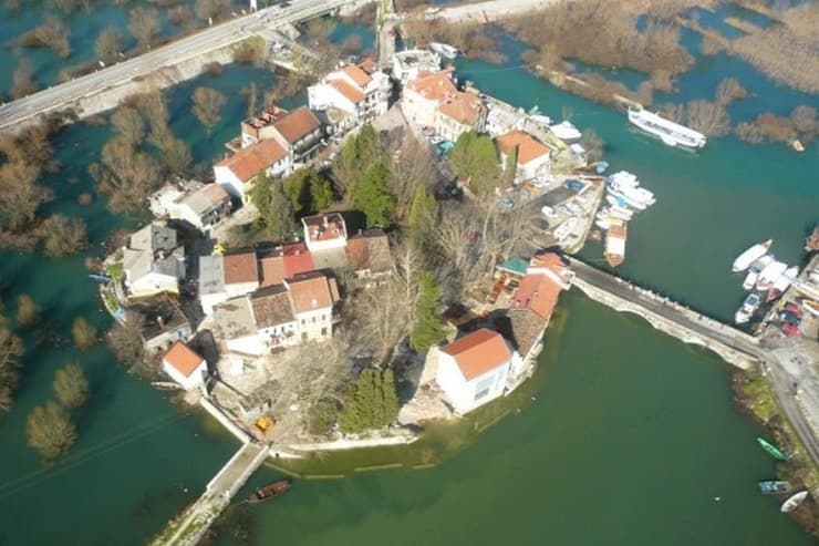 Virpazar: najvažnija luka na Skadarskom jezeru